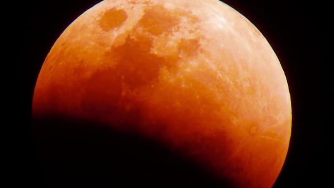 Lo que tienes que saber del próximo eclipse total de Luna más largo del siglo XXI